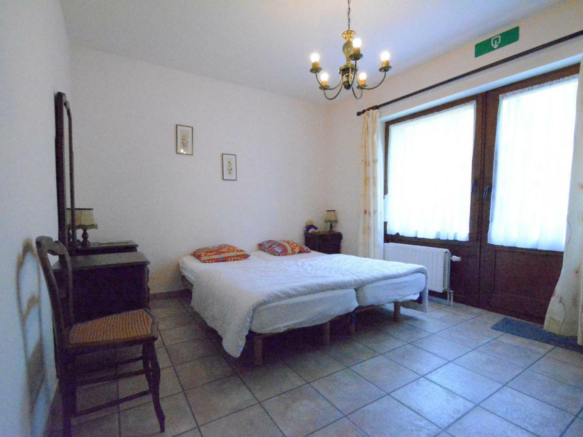 Gorgeous Holiday Home In Daverdisse With Garden ภายนอก รูปภาพ